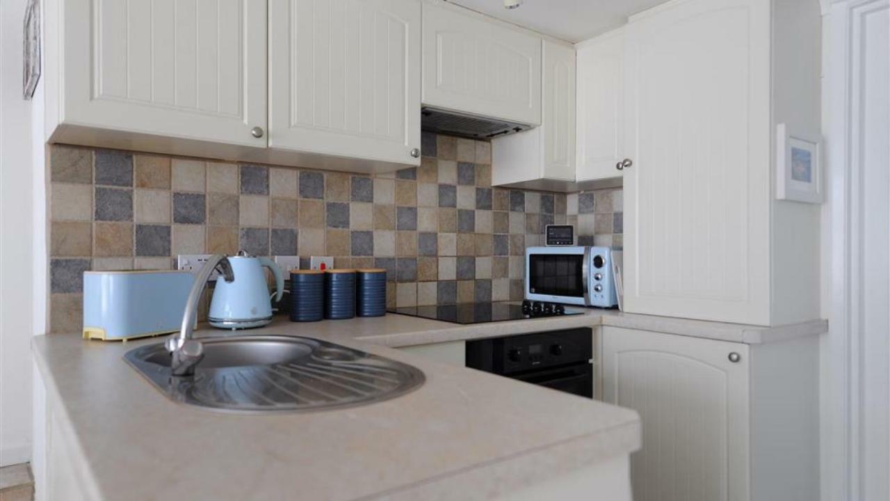Waterloo Place Apartment Charmouth Exterior photo